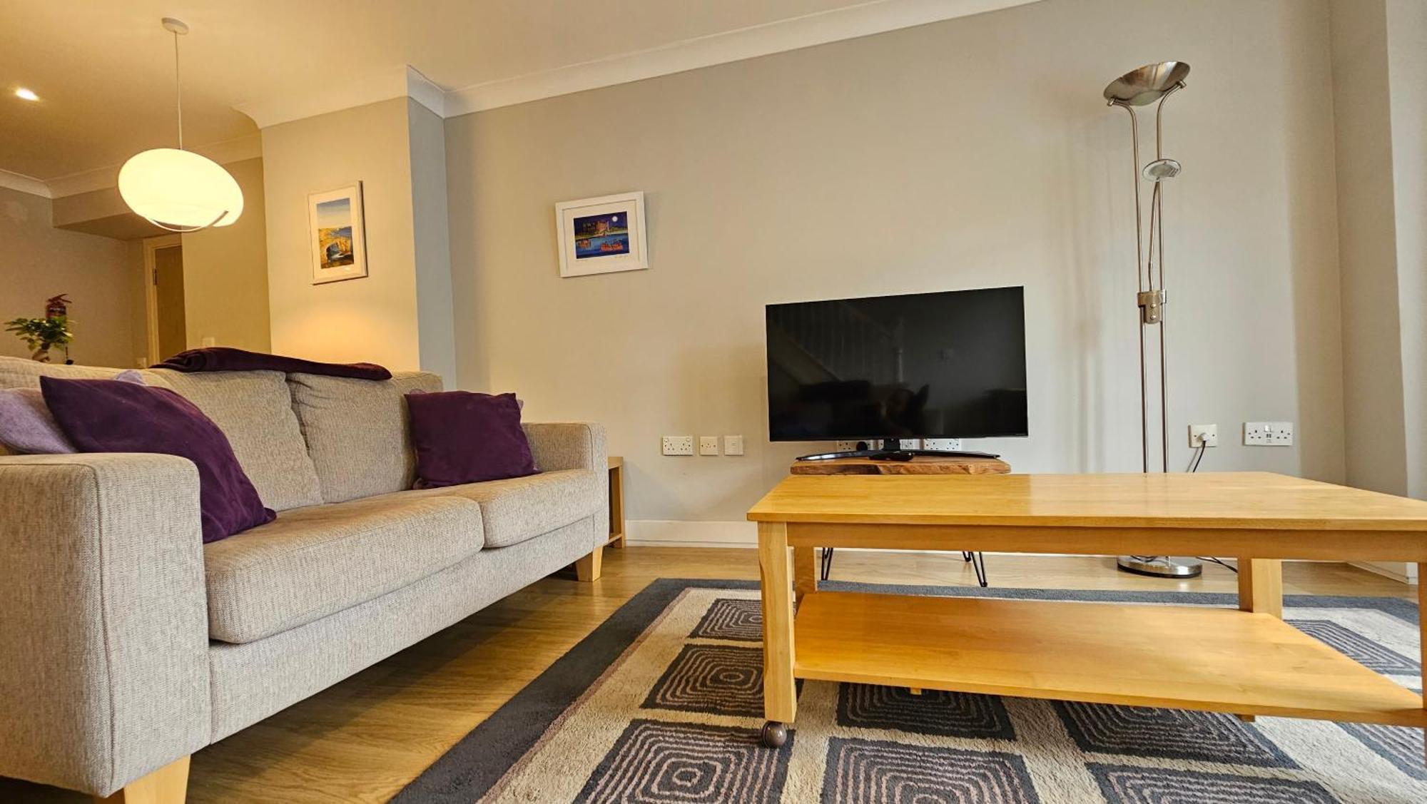 Castle Pond House Apartment Pembroke Bagian luar foto